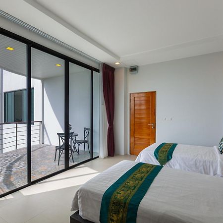 Rossarin Sea View Patong Hotel Ngoại thất bức ảnh