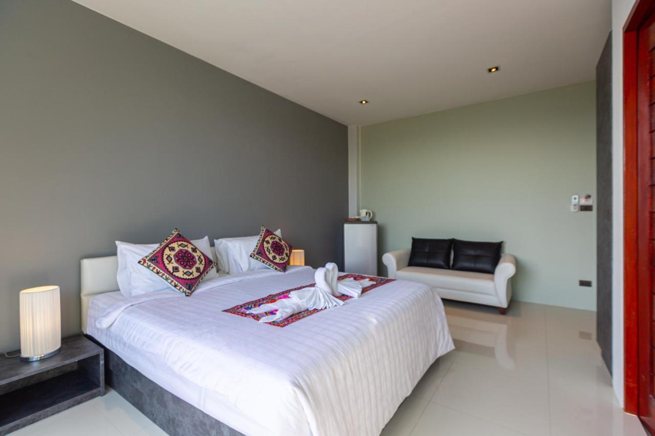 Rossarin Sea View Patong Hotel Ngoại thất bức ảnh