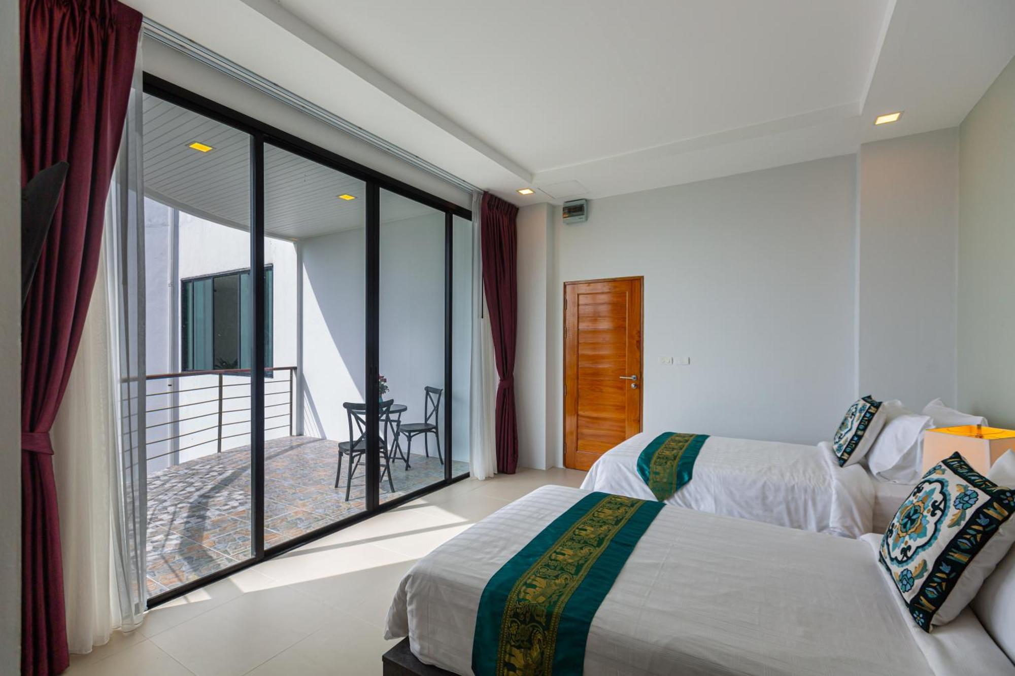 Rossarin Sea View Patong Hotel Ngoại thất bức ảnh