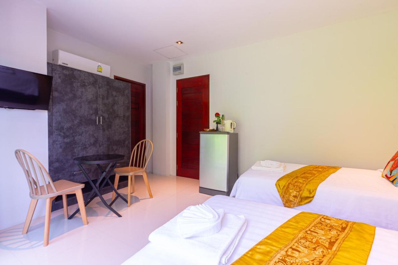 Rossarin Sea View Patong Hotel Ngoại thất bức ảnh