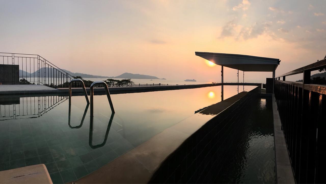 Rossarin Sea View Patong Hotel Ngoại thất bức ảnh